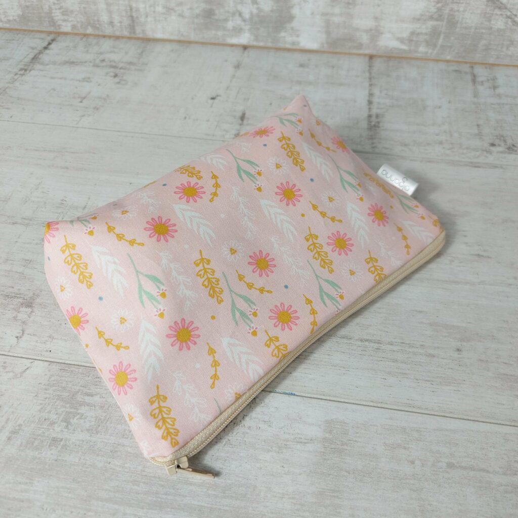 Pale Pink Floral – Feminine Cosmetic Pouch